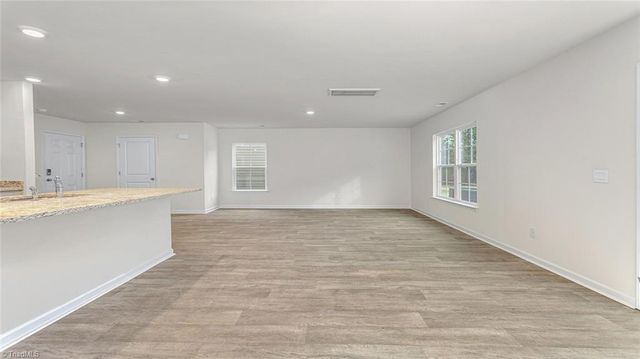 1549 Hamilton Hills Drive, Greensboro, NC 27406