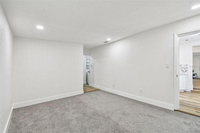 10011 N ANNETTE AVENUE, Tampa, FL 33612