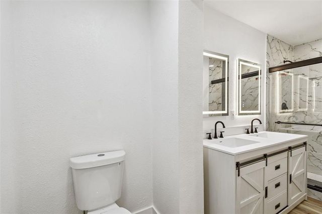 10011 N ANNETTE AVENUE, Tampa, FL 33612