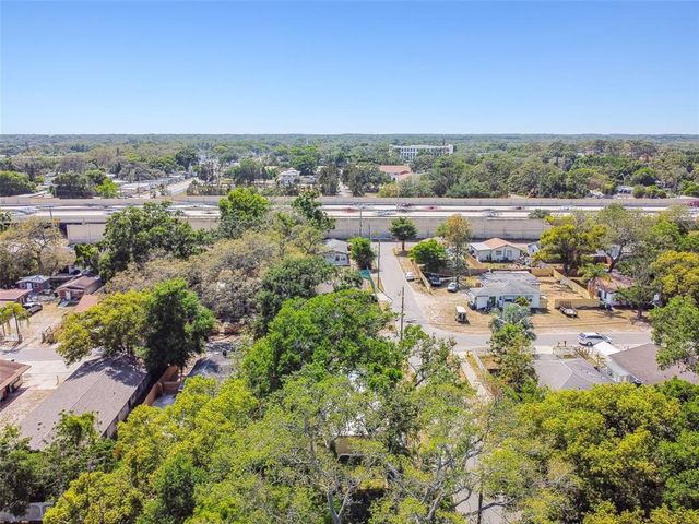 10011 N ANNETTE AVENUE, Tampa, FL 33612