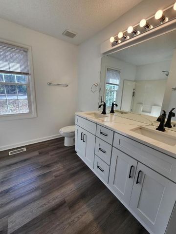 625 Thistlegate Trail, Raleigh, NC 27610