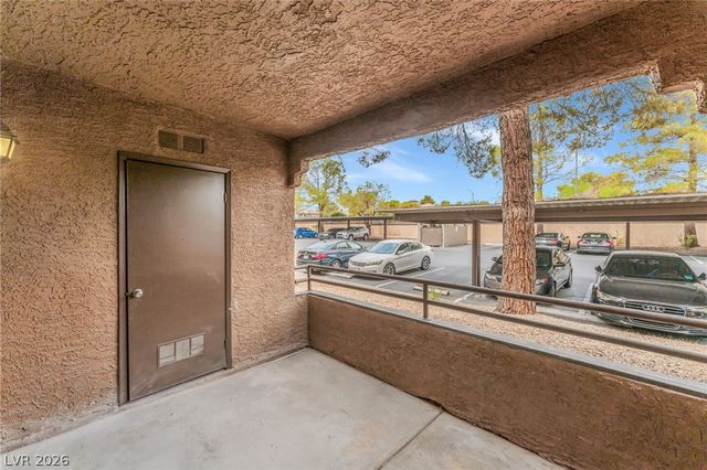 2200 South Fort Apache Road 1234, Las Vegas, NV 89117