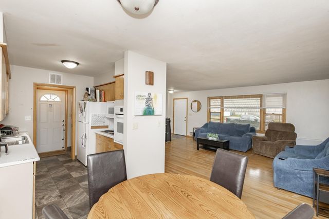 1011 College Street N, Fargo, ND 58102
