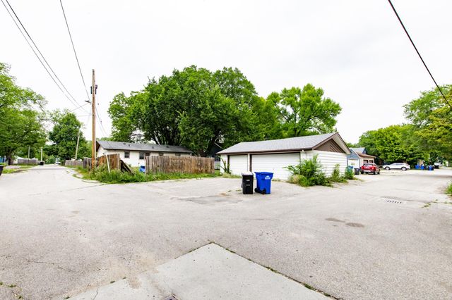 1011 College Street N, Fargo, ND 58102