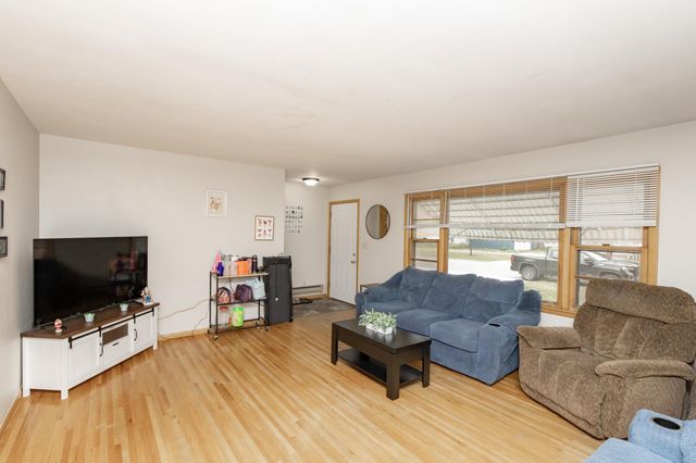 1011 College Street N, Fargo, ND 58102