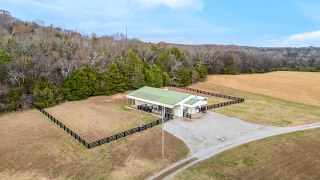 3100 Floyd Rd, Eagleville, TN 37060
