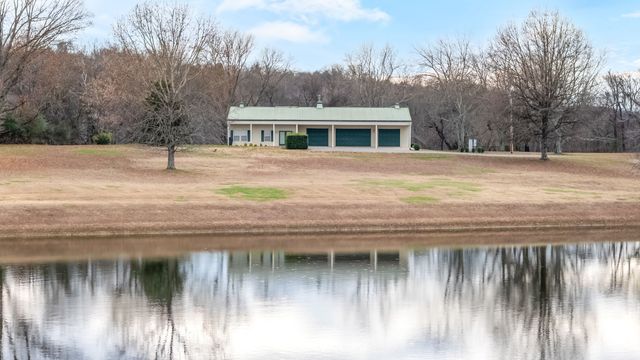 3100 Floyd Rd, Eagleville, TN 37060