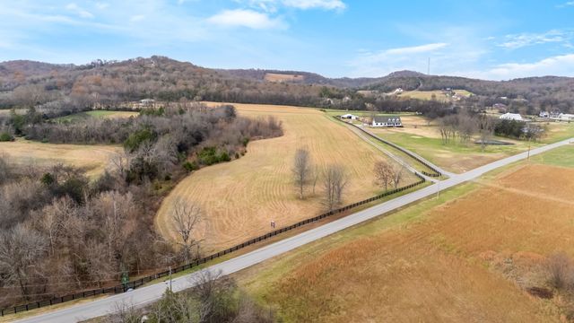 3100 Floyd Rd, Eagleville, TN 37060