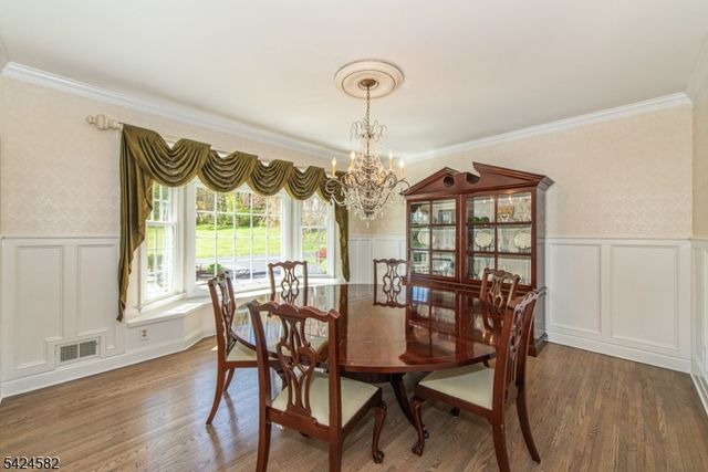 10 David Pl, Mount Olive Twp., NJ 07836