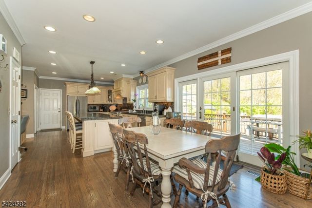 10 David Pl, Mount Olive Twp., NJ 07836
