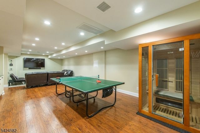 10 David Pl, Mount Olive Twp., NJ 07836