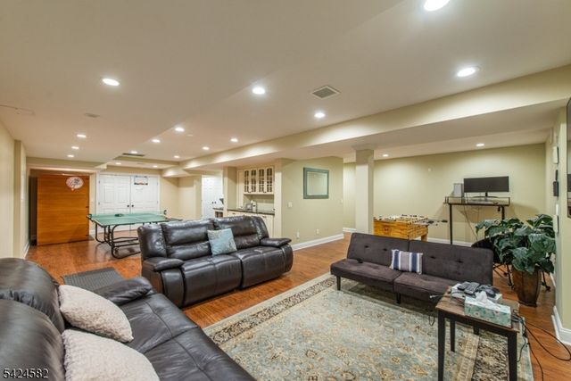 10 David Pl, Mount Olive Twp., NJ 07836