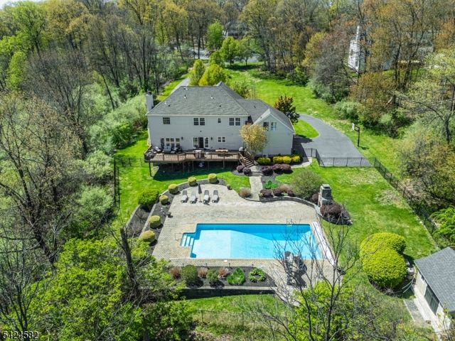 10 David Pl, Mount Olive Twp., NJ 07836