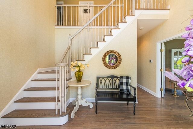 10 David Pl, Mount Olive Twp., NJ 07836