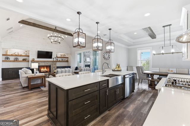 6878 S Bluff Court, Gainesville, GA 30506