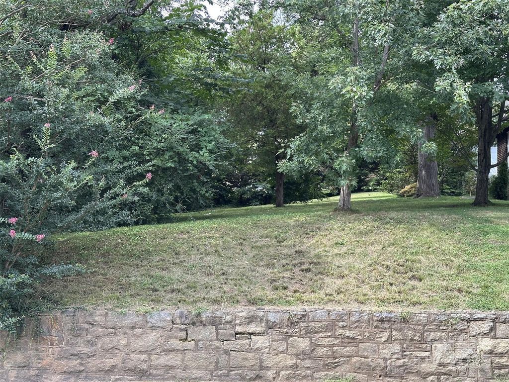 61 Maney Avenue, Asheville, NC 28804