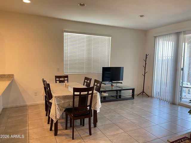 9421 W MONTECITO Avenue, Phoenix, AZ 85037