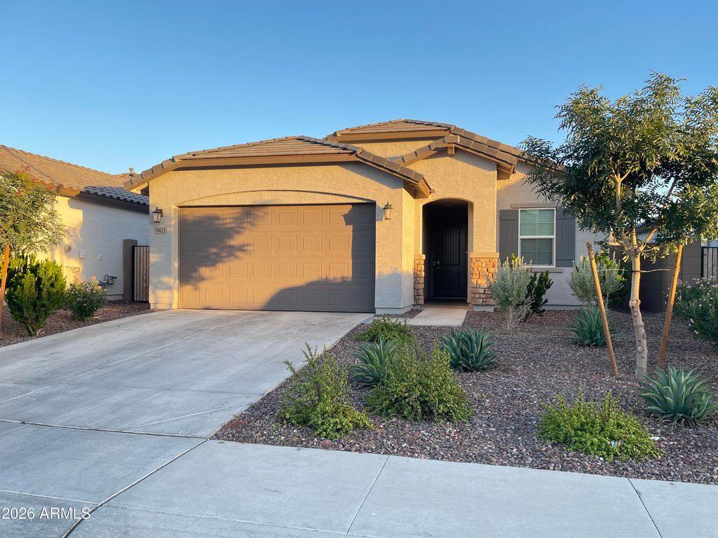 9421 W MONTECITO Avenue, Phoenix, AZ 85037