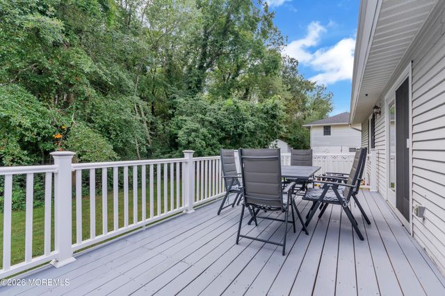 48 Lighthouse Drive, Waretown, NJ 08758