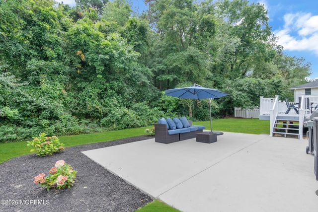 48 Lighthouse Drive, Waretown, NJ 08758
