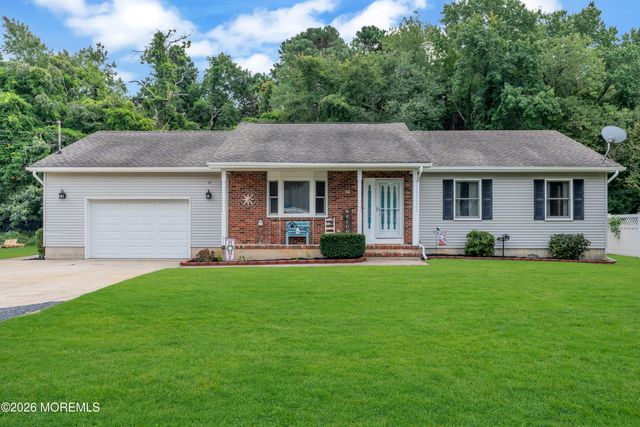 48 Lighthouse Drive, Waretown, NJ 08758