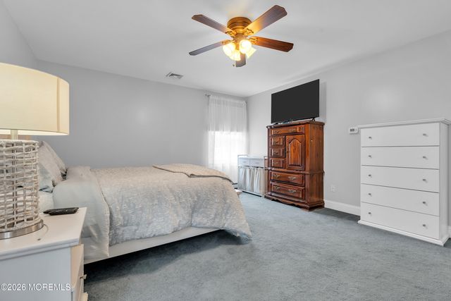 48 Lighthouse Drive, Waretown, NJ 08758