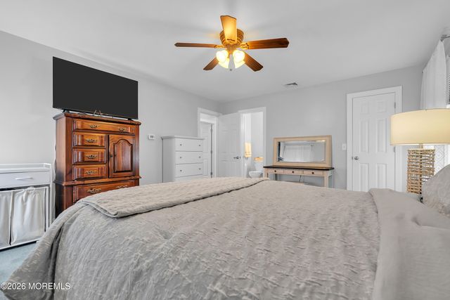 48 Lighthouse Drive, Waretown, NJ 08758
