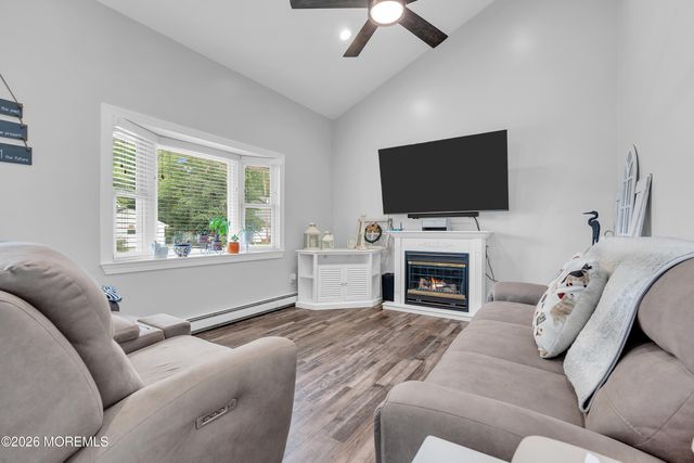 48 Lighthouse Drive, Waretown, NJ 08758