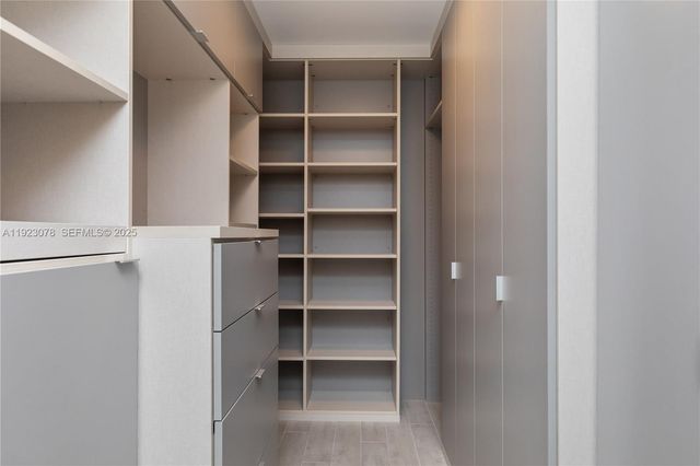 488 NE 18th St 5012, Miami, FL 33132