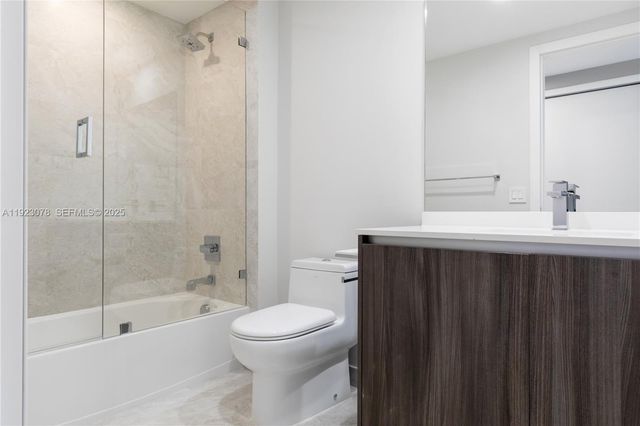 488 NE 18th St 5012, Miami, FL 33132