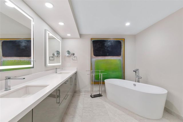 488 NE 18th St 5012, Miami, FL 33132