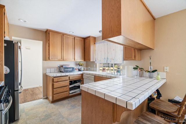 3980 Stony Point Rd, Santa Rosa, CA 95407