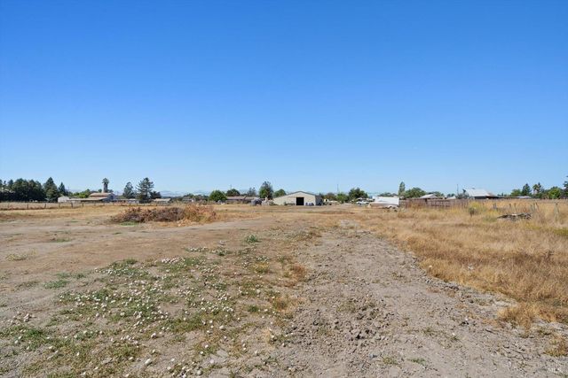 3980 Stony Point Rd, Santa Rosa, CA 95407