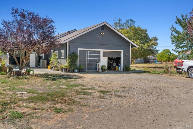 3980 Stony Point Rd, Santa Rosa, CA 95407