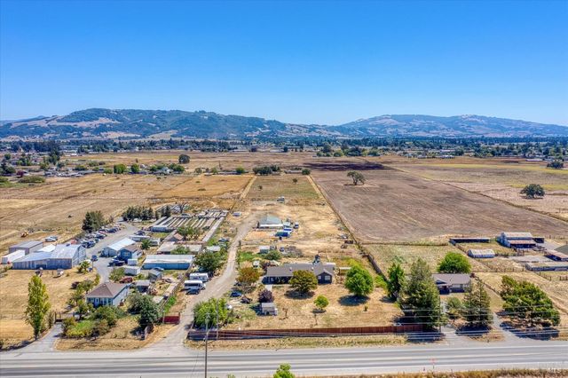 3980 Stony Point Rd, Santa Rosa, CA 95407
