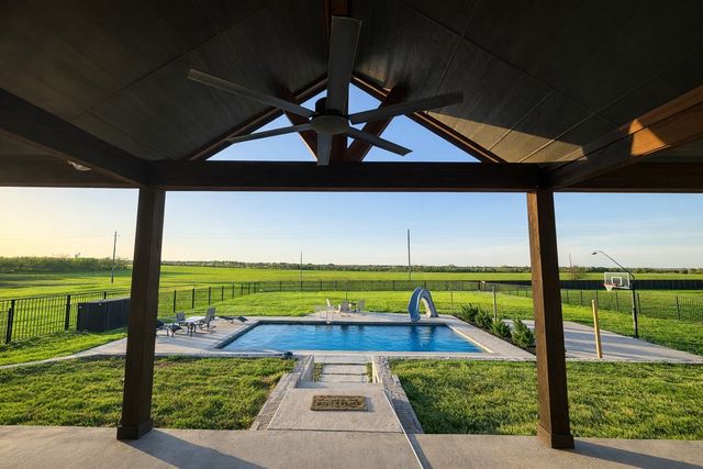 860 Dove Meadow Trail, Waxahachie, TX 75167