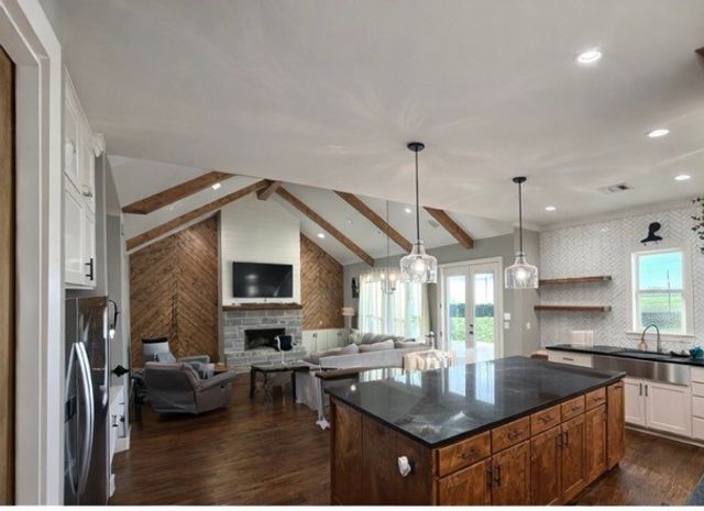 860 Dove Meadow Trail, Waxahachie, TX 75167