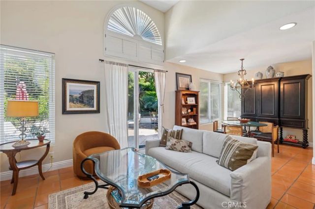 4 Regina, Dana Point, CA 92629