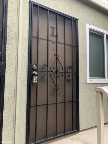 312 10th Street L, Huntington Beach, CA 92648