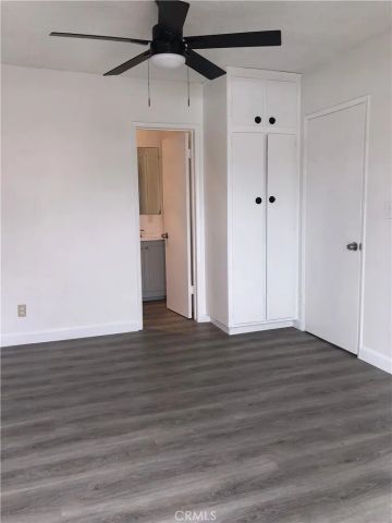 312 10th Street L, Huntington Beach, CA 92648