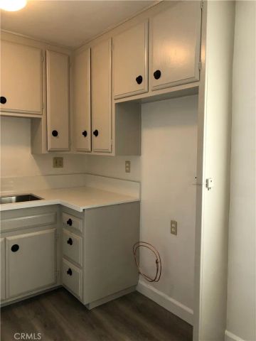 312 10th Street L, Huntington Beach, CA 92648