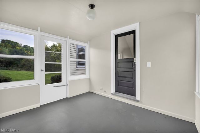 824 E Waterloo Road, Coventry, OH 44306