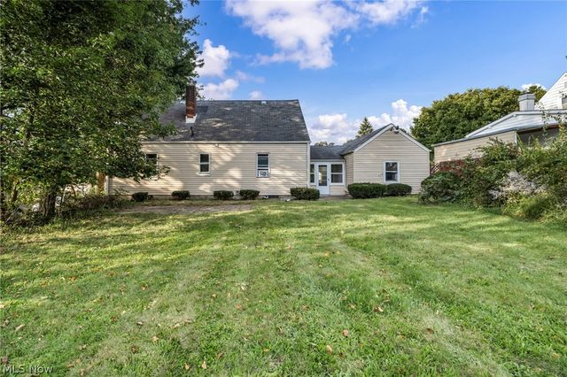 824 E Waterloo Road, Coventry, OH 44306