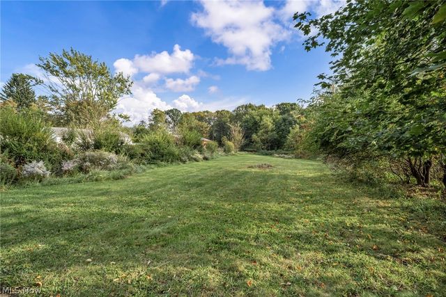 824 E Waterloo Road, Coventry, OH 44306