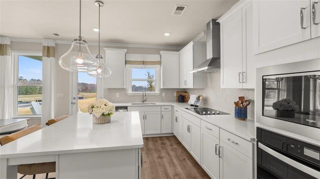 1904 Endress Circle, Hampton, GA 30228