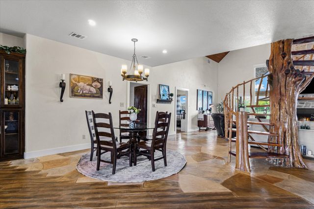 2802 Vz County Road 2112, Wills Point, TX 75169