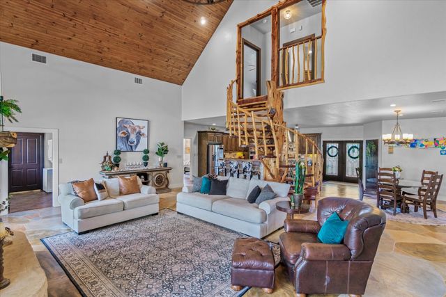 2802 Vz County Road 2112, Wills Point, TX 75169