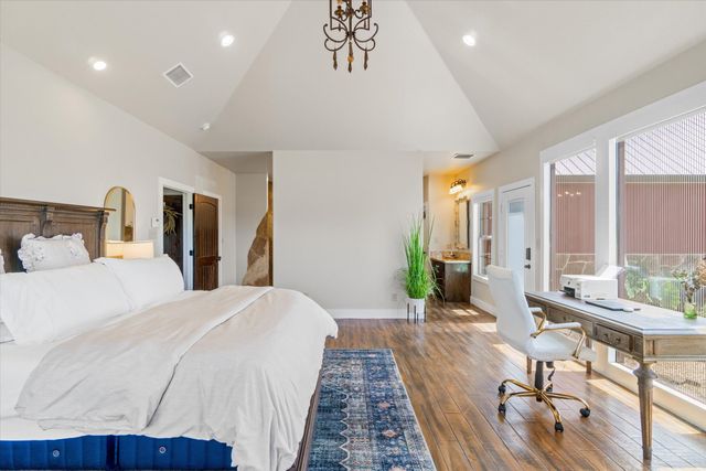 2802 Vz County Road 2112, Wills Point, TX 75169