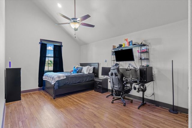 2802 Vz County Road 2112, Wills Point, TX 75169