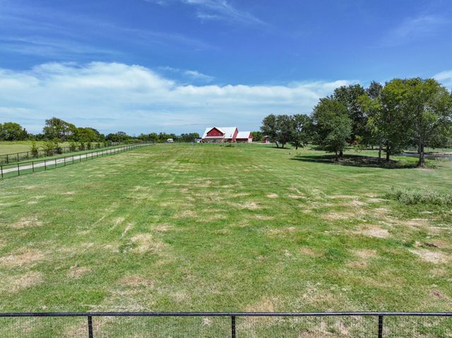 2802 Vz County Road 2112, Wills Point, TX 75169